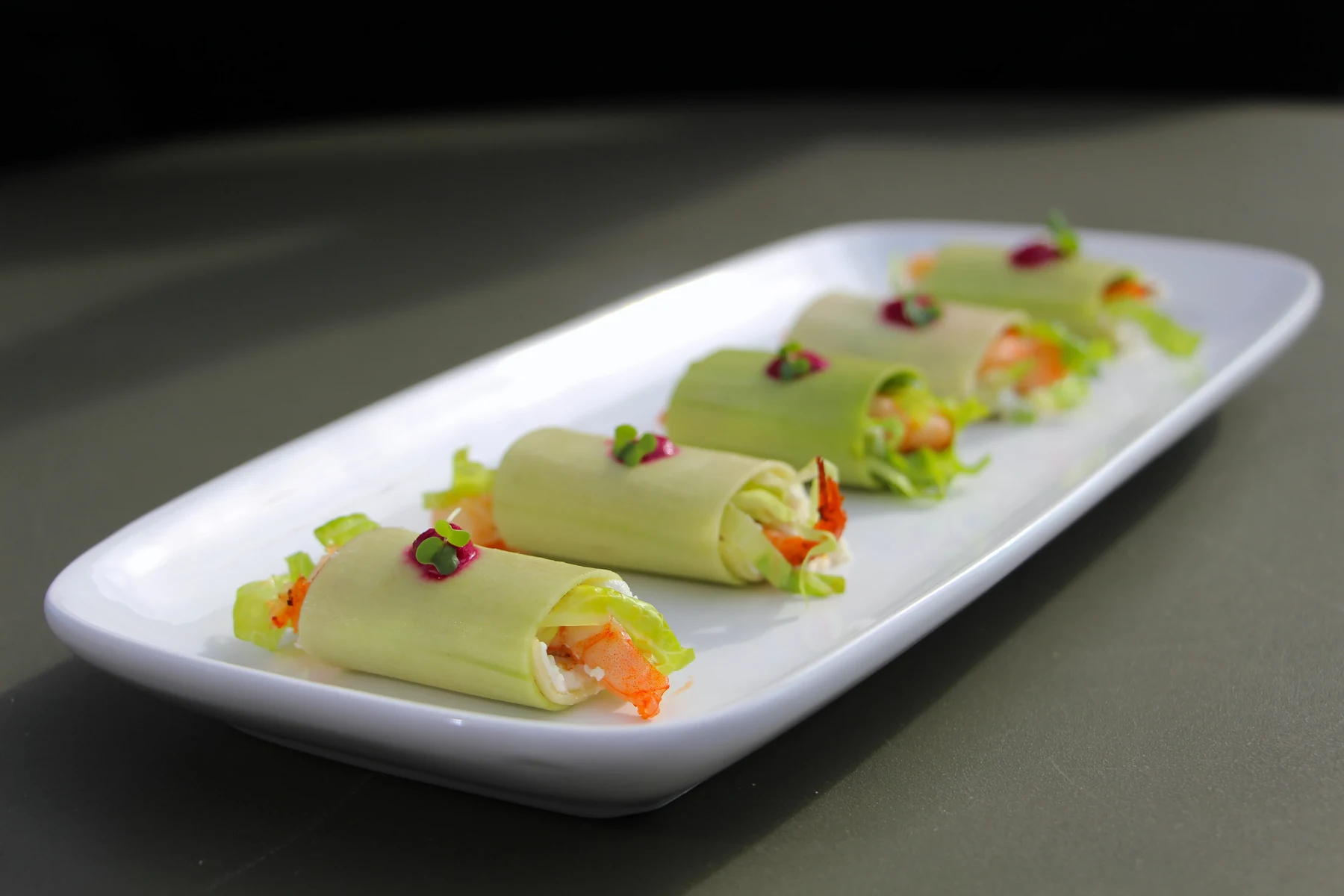 Avocado rolls with prawn filling — God Save The Chef